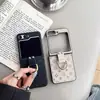 Funda para Teléfono Móvil Samsung Zflip4 Flor Pentagonal Marca de Moda Plegable Zflip7 Cubierta Protectora de Cuero Modelo de Lujo para Mujer
