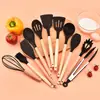Set de Silicona de Doce Piezas de Colores con Mango de Madera Set Combinado de Utensilios de Cocina de Silicona de Grado Alimenticio Resistente a Altas Temperaturas Espátula en Stock
