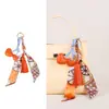 Colgante de Bolso con Borlas para Bufanda de Seda de Cereza de Nuevo Producto Transfronterizo, Accesorio de Bolso Color-Blocking Moderno y Versátil, Llavero de Coche