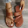 Sandalias Planas de Verano 2026, Estilo Nuevo, Talla Grande, Estilo Europeo y Americano, para Mujer, Casual, con Tira para el Dedo del Pie, para Uso en Exteriores
