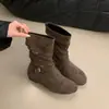 Botas Martin de punta redonda con hebilla elevadora de altura estilo coreano retro para mujer, nuevas botas tobilleras de gamuza otoño e invierno 2026, botas de motociclista
