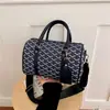 Bolsa tipo almohada al por mayor comercio exterior transfronterizo impresa 2026 moda gran capacidad simple bolso de mano con correa ancha bolso de hombro cruzado