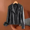 Nueva Chaqueta Corta de Cuero para Mujer para Principios de Otoño 2026 con Cuello de Traje, Blazer de Cuero Ajustado, Chaqueta de Cuero Versátil