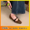 Zapatos de mujer a la moda para uso en exteriores, nuevos zapatos Mary Jane de la primavera 2025 con lazo para combinar con faldas, adecuados para ir al trabajo y para la noche