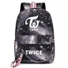 Mochila de Estilo Nuevo Bolso de Cadena Mochila Periférica Bolsa Deportiva Mochila Escolar para Estudiantes Color Caramelo Color Brillante Bolsa Carga USB
