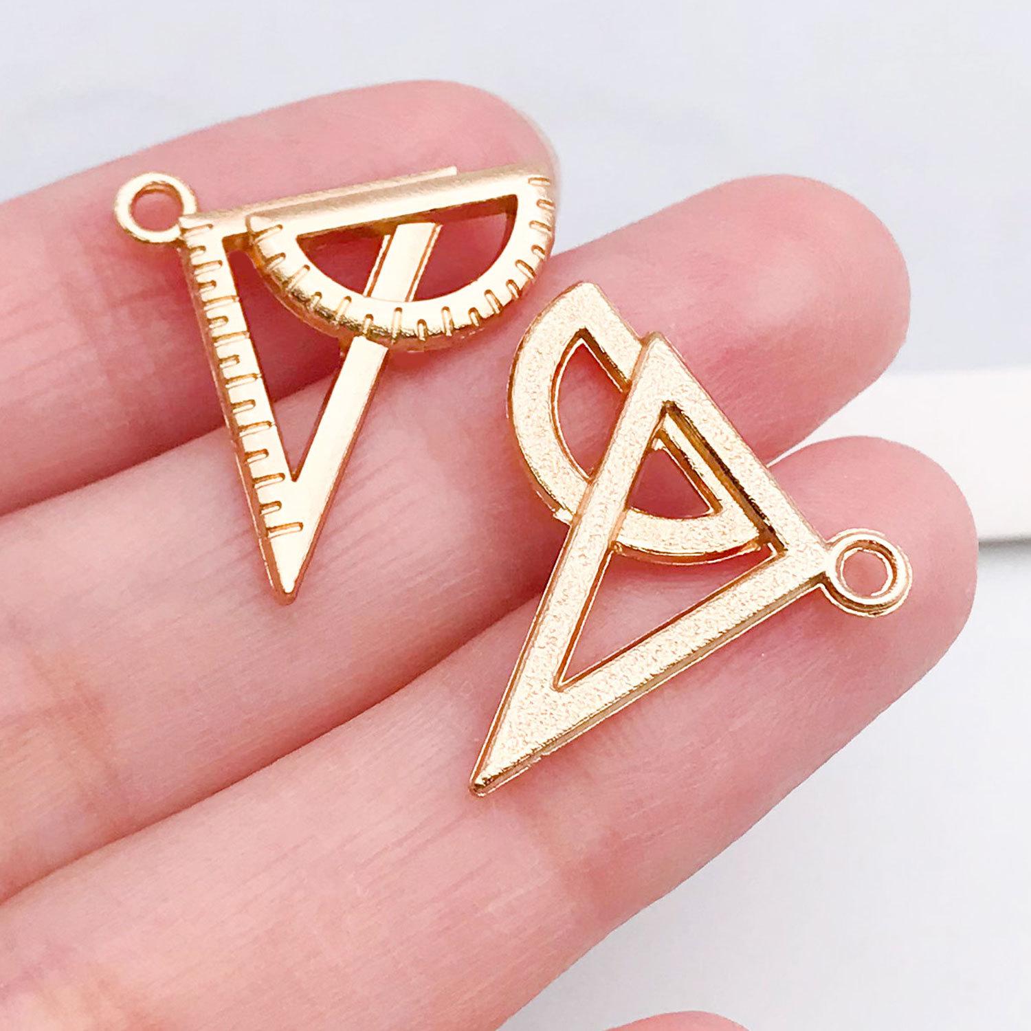 20248-X-kc金锌合金毕业季工具尺子20x21mm-1
