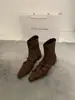Botas Rasas Slim de Bico Redondo com Tiras Cruzadas Outono Retro Estilo Francês Novas para Mulheres Botas Meia Versáteis Coreanas