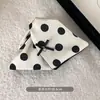 Grampo de Tubarão de Tecido Simples e Fresco, Presilha de Cabelo Tendência Estilo Coreano para a Parte de Trás da Cabeça, Acessório de Cabelo Elegante e Fashion de Garra Triangular para Mulheres
