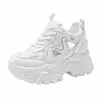Zapatillas Chunky Blancas Casuales Transpirables de Malla con Interior Elevador para Mujer, Nuevo Verano 2026, Suela Gruesa Hueca