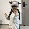 Bonitos Gorros de Otoño e Invierno con un Ambiente de Dibujos Animados, Hacen que la Cara Parezca Más Pequeña, Cálidos, Estilo Jk de Dibujos Animados, Estilo Anime