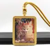 Colgante Thangka Dorado Pintado a Mano por Ambos Lados con Escrituras Integradas, Cinco Dioses de la Riqueza, Colgante de Collar Thangka del Pasado y del Presente