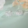 Aretes tipo ear cuff de encaje y pedrería, nicho de lujo ligero, dulces y elegantes con un toque cool, ear cuffs de corona adornados con pedrería para orejas sin perforar
