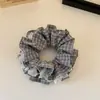 Scrunchie Xadrez Estilo College com Renda para Mulheres, Elástico para Coque Estilo Mori, Acessório de Cabelo Elegante