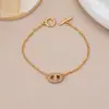 Pulsera Colgante de Letra de Lujo Ligero, Hebilla de Cerdo Completa de Diamante, Collar, Diseño Elegante, Juego de Nariz de Cerdo de Gama Alta, Venta al por Mayor