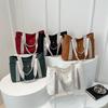 Bolsa Fashion Feminina de Grande Capacidade Versátil Bolsa Tote para Trabalho e Bolsa de Trabalho Estilo Japonês Design de Nicho Bolsa de Ombro Bolsa de Mão
