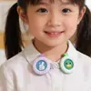 Hebilla Protectora de Aceite Esencial de Dibujos Animados para Niños, Colgante Antimosquitos para Bebés al Aire Libre, Silicona Impermeable, Varios Estilos al por Mayor