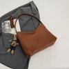 Bolso retro nicho esmerilado de gran capacidad para mujer otoño e invierno 2024 nuevo bolso bandolera versátil moda bolso de hombro tipo cubo