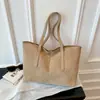 Nova Bolsa Tote Versátil Feminina 2026 Bolsa de Ombro Feminina de Grande Capacidade Bolsa Simples Retrô