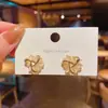 Pendientes de Plata de Ley S925 con un Diseño Floral Fresco Estilo Bosque para Mujer, Estilo Vacacional, Lujo Ligero, Nicho, Pendientes de Perla de Gama Alta