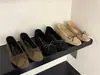 Sapatos Rasos Femininos Suede Retrô Bico Quadrado Decotados com Laço 2026 Brisa da Noite Solas Macias Mocassins Aumento Interno de Altura