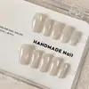 Uñas postizas hechas a mano de estilo francés, color blanco perla nude luna, efecto ojo de gato, que iluminan la piel, venta al por mayor