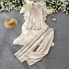 Conjunto de dos piezas para mujer de estilo casual, camisa rosa holgada de manga corta y pantalones de pierna ancha, atuendo de verano ligero, transpirable y moderno con ajuste a la cintura