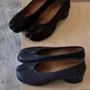 Zapatos de Tacón Grueso con Punta Dividida y Boca Baja Estilo Retro de Nicho 2026 Primavera/Verano Nuevo Estilo Cómodos Versátiles Slip-On Mary Jane para Mujer
