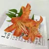 Flores de lírio artificiais, plantas em vaso, flores de seda, peças decorativas para salas de estar e mesas de jantar, arranjos florais para decoração de casa e de fundo de casamento