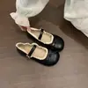Sapatos Mary Jane Femininos 2026 novo estilo primavera-verão, adequados para combinar com saias, sapatos rasos de couro com bico redondo francês e detalhe de laço, sapatos de festa