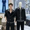 Camisa Rayada de Primavera y Otoño Falso Dos Piezas Sudadera Deportiva Casual para Hombre de Moda Patchwork Holgada Ropa Exterior para Pareja Sentido del Diseño