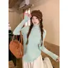 Camiseta base de punto acanalado de manga larga de cuello alto para mujer, nuevo estilo otoño e invierno 2025, suéter interior suave básico versátil