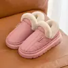 Novos Chinelos de Pelúcia de Inverno Masculinos para Idosos, Antiderrapantes, Impermeáveis, de Algodão para Casa, Aquecimento Interno, Versão Feminina