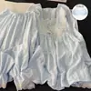Pijama de Algodón Suave Estilo Coreano Color Blanco Crudo con Parches de Encaje Texturizado Bordado Manga Larga Copas Incorporadas Conjunto para el Hogar para Mujer
