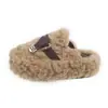 Pantuflas peludas de suela gruesa para mujer que aumentan la altura, nuevo estilo otoño/invierno, punta cerrada, cálidas, tacto de alta gama, pantuflas de algodón para el hogar