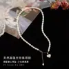 2025 Nuevo Popular Collar de Gama Alta Lujo Ligero Perla de Corazón de Agua Dulce Perla de Semilla de Mijo Collar Versátil Cadena para Suéter