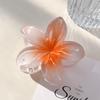 Amazon Pinza para el Cabello Plumeria Europea y Americana para Mujer Estilo Vacaciones de Playa Semi-Recogido Pinza Tiburón Clip de Flor Accesorio para el Cabello en la Parte Posterior de la Cabeza