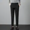 Pantalones occidentales finos de verano para hombre, de seda helada, estilo coreano, a la moda, hasta los tobillos, con colgante juvenil, rectos e informales.