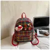 2026 Nueva Mochila de Cuadros Retro Versátil Campus Estudiante Femenina Bolsa Escolar Salida Viaje Lindo Casual Mochila