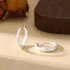 Pendientes de Aro Grandes Redondos Geométricos Exagerados de Plata de Ley 925 Estilo Nuevo Aro Pequeño Nicho Versátil Sentido del Diseño Pendientes de Lujo Ligero para Mujer