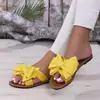 Sandalias planas cruzadas con lazo para mujer, nuevo modelo 2026, directo del fabricante, cómodas y versátiles, disponibles en Amazon