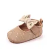 Sapatos de Bebê Primavera e Verão Novas Roupas de Bebê Sapatos Fofos Elegantes para Crianças Pequenas Sapatos Internos Antiderrapantes