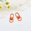 Llavero de aleación de caramelo DIY hebilla de perro gancho de hebilla de puerta en forma de U pintado adorno colgante para bolsa cuadrada accesorios coloridos