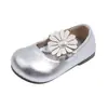 Zapatos Mary Jane de Cuero Dulces con Flores para Niñas Colección Primavera/Verano 2026 Mocasines de Suela Suave para Niños en Colores Brillantes Zapatos Individuales Estilo Bosque