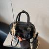 Bolso Minimalista Transfronterizo para Mujer 2026 Nueva Moda Bolso Tipo Bowling de Nicho con un Toque de Lujo, Bolso de Hombro Cruzado