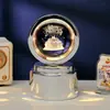 Bola de Cristal Transfronteiriça Base Giratória com Textura de Madeira Luminária Noturna Brilhante Lâmpada do Céu Estrelado 3D Decoração de Mesa Presente Criativo de Feriado
