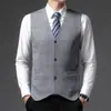 Suéter de lana nuevo para otoño e invierno para hombre, chaleco de lana de cuello en V, chaleco de lana de capa base para mediana edad, suéter de punto para papá