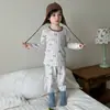 2026 Conjunto de Algodón Puro Sin Costuras con Lycra Otoño/Invierno para Niños y Niñas Conjunto para Estar en Casa Conjunto de Top y Pantalones Otoño Clase A