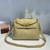 Bolso Tote de Cuero Genuino de Gran Capacidad Nuevo de Otoño Hebilla de Cuerda Metálica de Nicho Bolso Cruzado de Hombro Tejido para Mujer