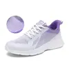 Zapatos de malla de adhesivo frío Fujian para mujer, ligeros, suela suave, zapatillas deportivas para mujer, tacón plano, antideslizantes, zapatillas para correr, zapatillas para correr transfronterizas