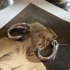 Pendientes curvos con temperamento G Commuter, pendientes personalizados de plata de ley 925, joyería para la oreja, moda femenina F9-5